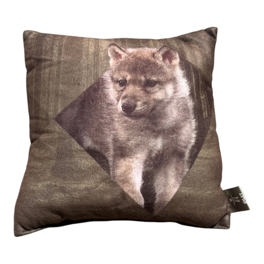 INUIT Farkaskölyök Párna